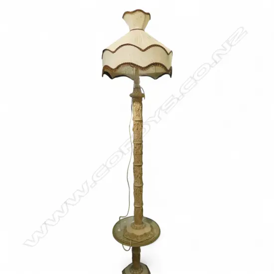ORIENTAL FAUX IVORY CARVED STANDARD LAMP H1600