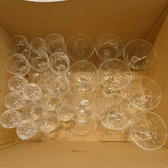 ASST. CRYSTAL & GLASSWARE