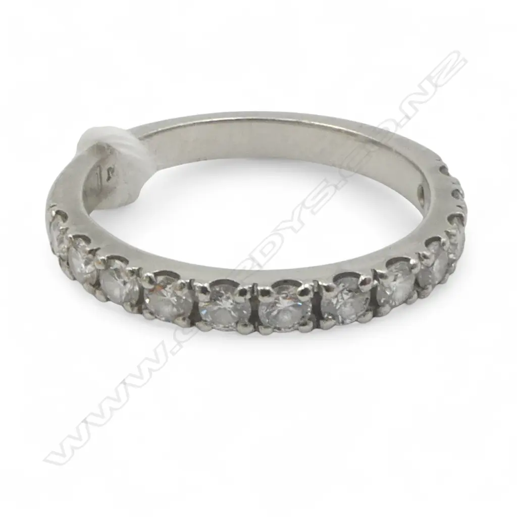 PLATINUM 12 DIAMOND BAND RING 3.11gms SIZE K Image 1++