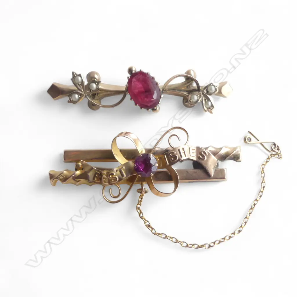2 9CT BAR BROOCHES, 5.7gms Image 1++