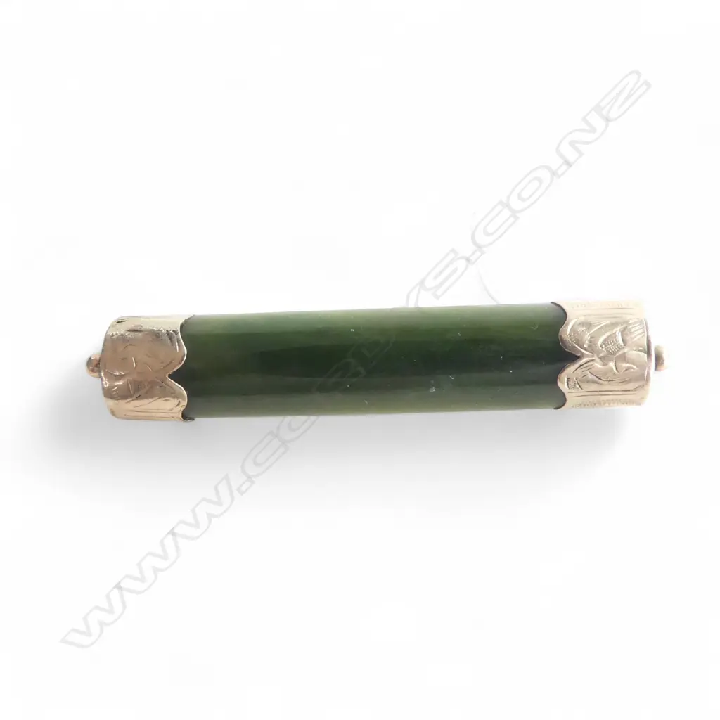 C.1900 9ct GOLD & POUNAMU BAR BROOCH L.55mm Image 1++