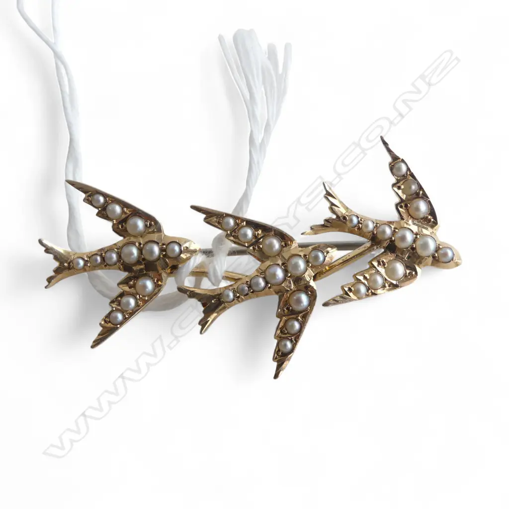 Edwardian 15ct gold seed pearl 3 bird brooch 5.4gms Image 1++