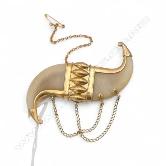 Late 19thC 9ct gold double big cat claw brooch 12gms