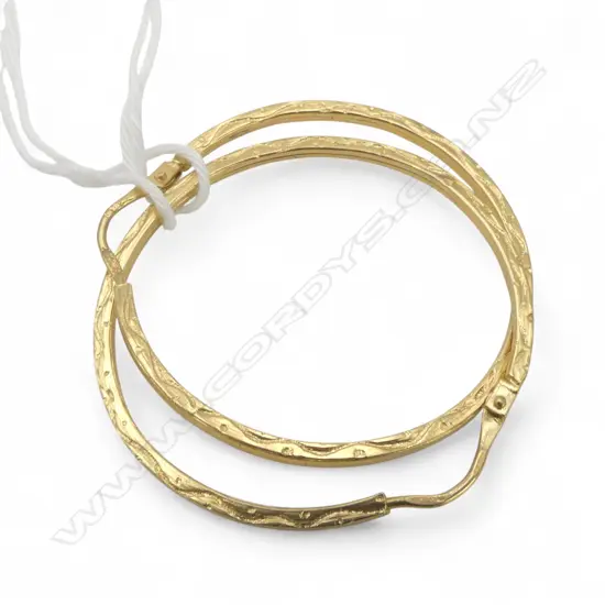 PR ITALIAN 18ct YELLOW GOLD LARGE engraved HOOP EARRINGS Dia.35mm. 3.4gms