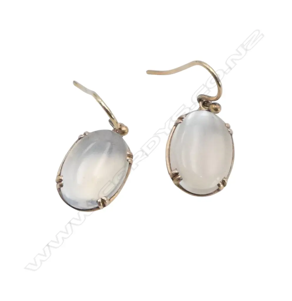 Pair 9ct gold moonstone earrings 2.89gms Image 1++