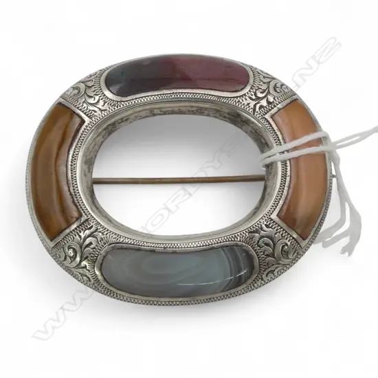 Vintage stg silver oval ring coloured agate stone set Scottish brooch