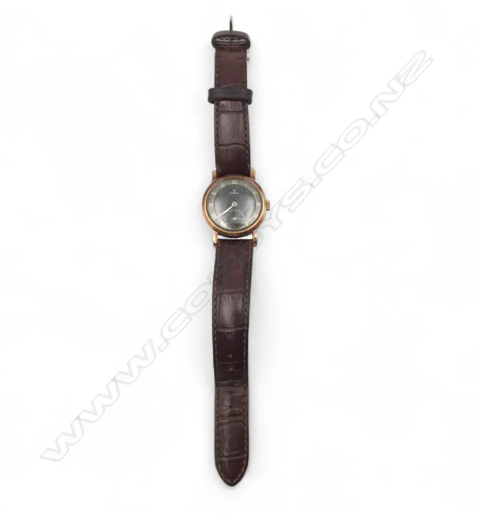 OMEGA 9ct GOLD GENT'S VINTAGE WRISTWATCH not running Image 1++