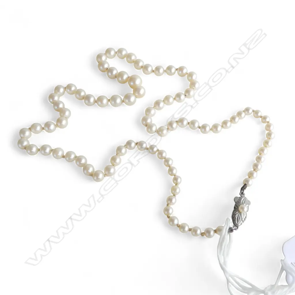 GRADUATED PEARL NECKLACE w. STG SILVER CLASP L.510mm Image 1++