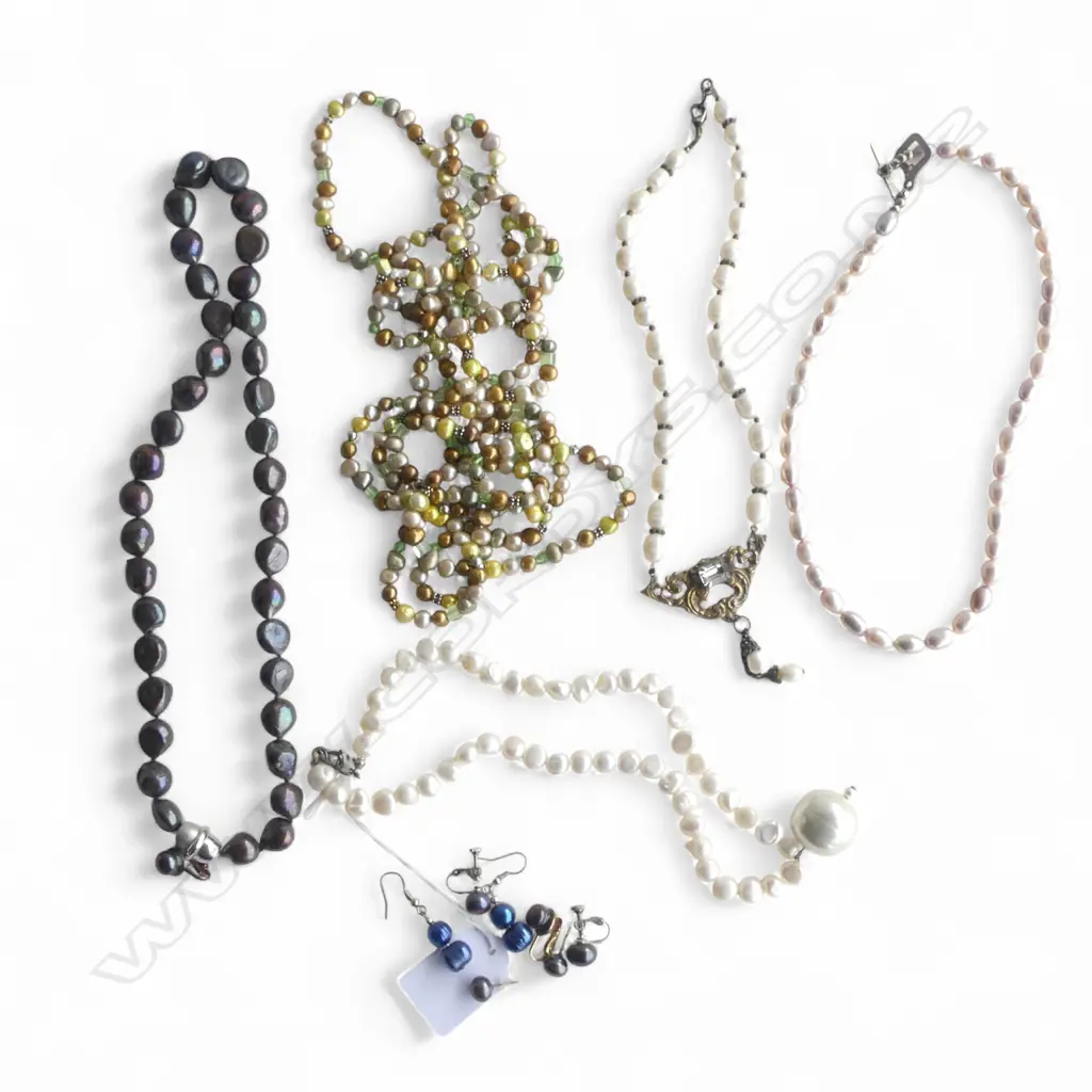 6 PEARL NECKLACES + 4 PRS EARRINGS Image 1++