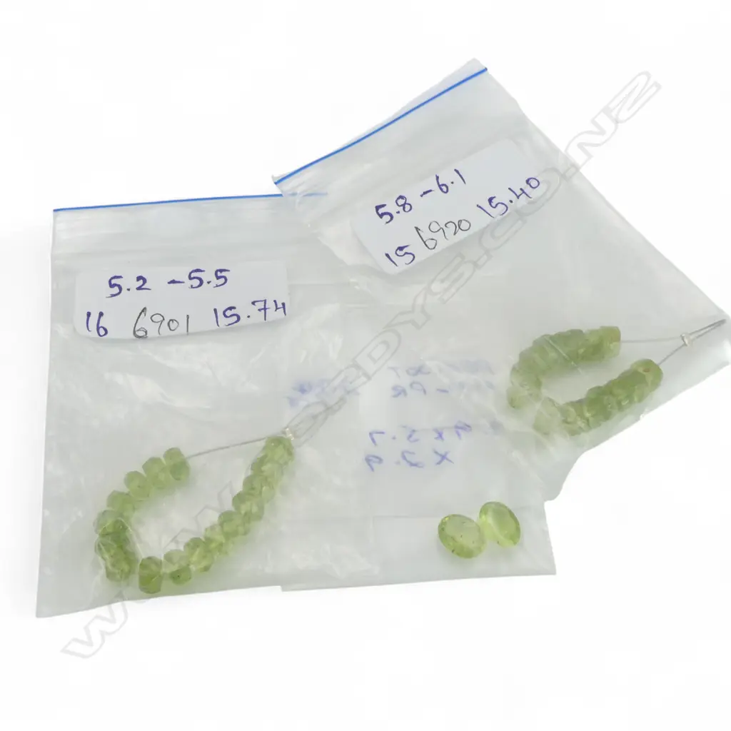 LOOSE PERIDOTS INCLDS; PR OVAL CUT 2.24ct, 16/15.74cts & 15/15.40cts facet cut beads Image 1++
