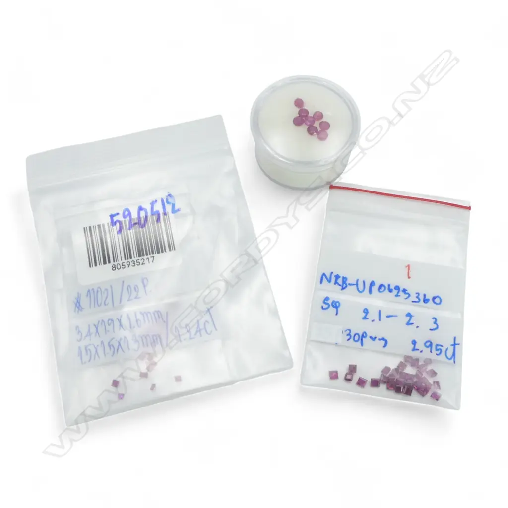 LOOSE RUBIES, ROUND, MIXED SHAPE & SQUARE CUT Image 1++