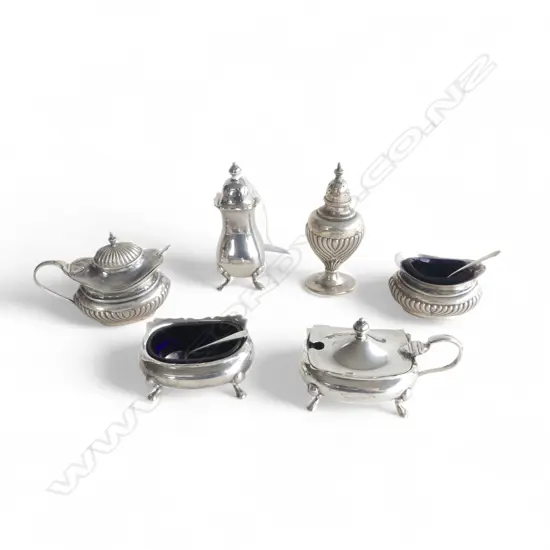 6 STG SILVER CONDIMENTS; 4 SALTS & 2 PEPPERETTES 306gms