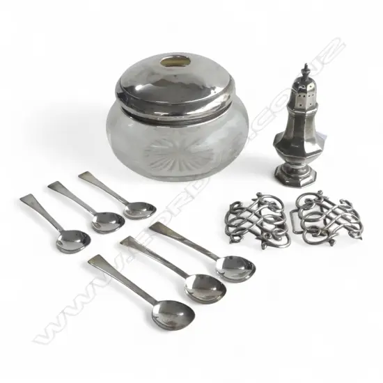 4 PCES SILVER; LIDDED CONTAINER, BELT BUCKLE, PEPPERETTE, 6 COFFEE SPOONS 118gms