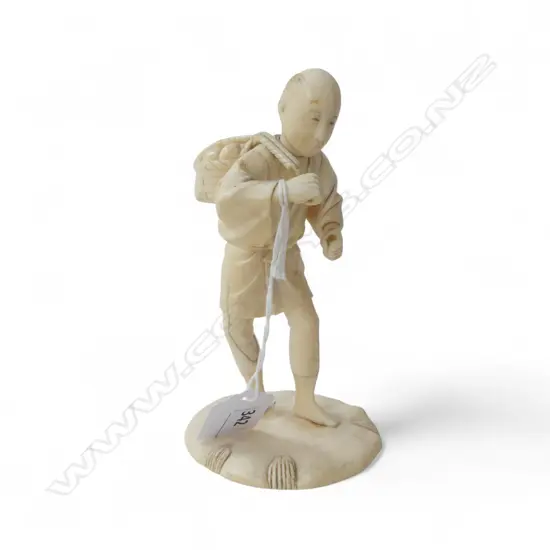 CARVED IVORY JAPANESE FIGURE signature to base H.135mm faults