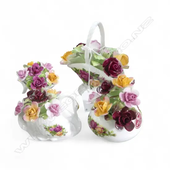 4 R/A OCR FLORAL ORNS H120 TALLEST