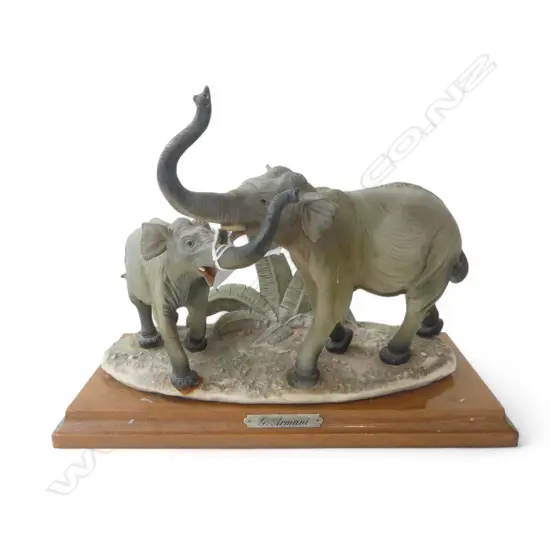 CAPIDEMONTE G ARMARNI DOUBLE ELEPHANT ORN ON WOOD STAND L260 H200MM