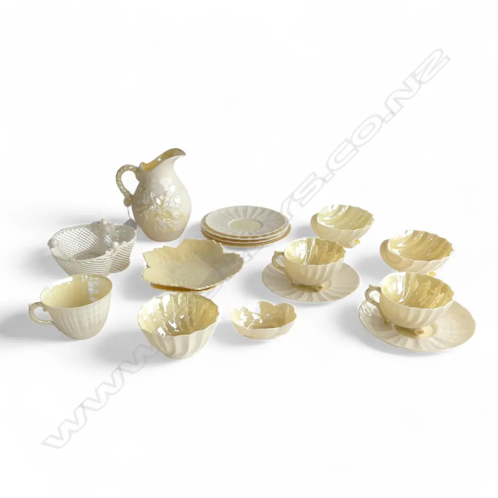17 PCES BELLEEK INCL. JUG H.150mm Image 1++