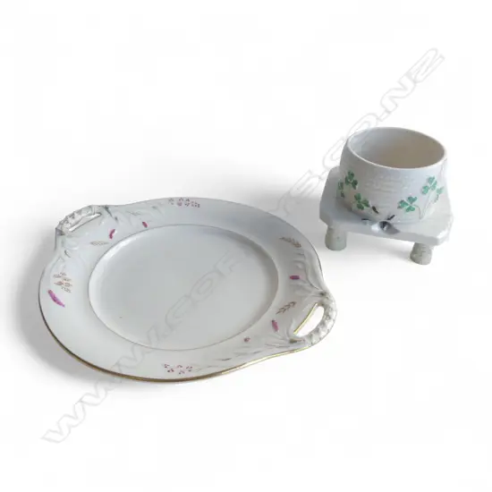 BLACK MARK BELLECK 2 HANDLED PLATE DIA280MM & HONEY POT NO LID H110MM