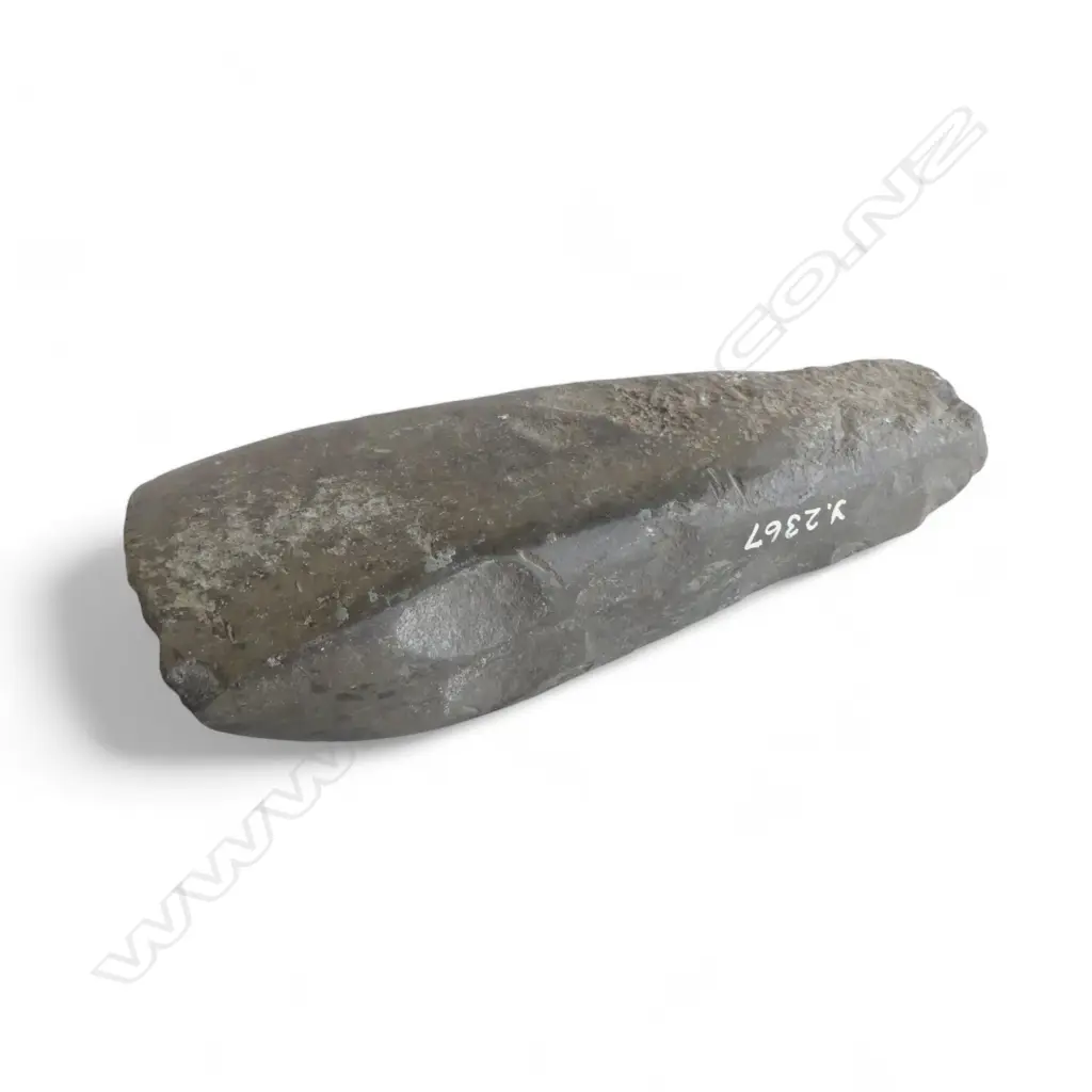 Y2367 REG.  MAORI STONE ADZE L140MM. Note: Must be a registered collector to purchase... Image 1++