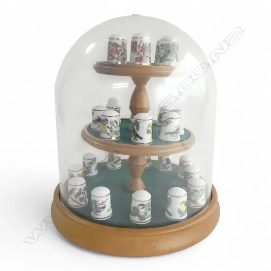 COLLECTION OF 'SONGBIRDS OF THE WORLD' by ROBIN HILL IN TIERED DISPLAY DOME H.210mm