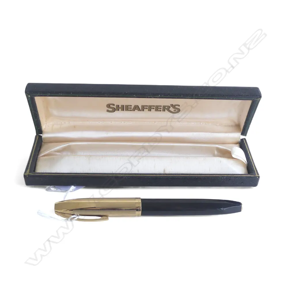 SHEAFFER FOUNTAIN PEN w. 14K NIB in box Image 1++
