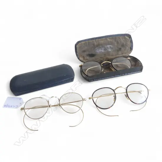 3 PRS VINTAGE SPECTACLES (2 CASED)