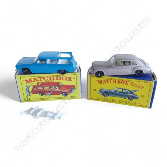 2 BOXED MATCHBOX SERIES MODELS in their original boxes; NEW MODEL #44 ROLLS-ROYCE PHANTOM V + #42 STUDEBAKER WAGON