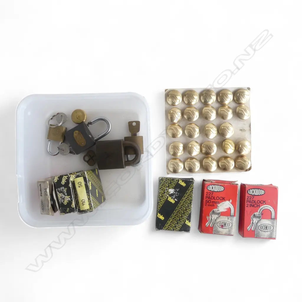 COLLECTION OF VINTAGE PADLOCKS (SOME BOXED) + FIRMIN UNIFORM BUTTONS Image 1++