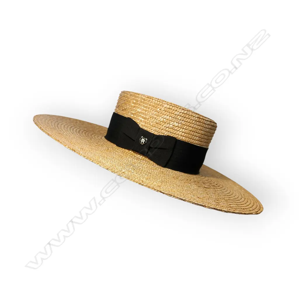 HAND CRAFTED "HILLS BEATRICE BOATER" NATURAL HAT Image 1++