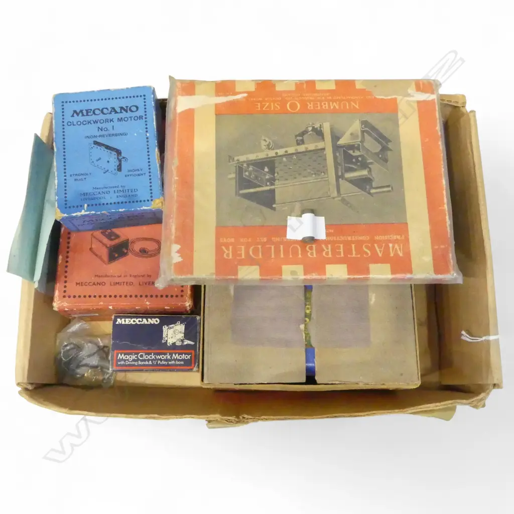 GERMAN BOXED MODEL SET MECCANO CLOCKWORK MOTOR ELECTRIC MOTOR &TRANSFORMER Image 1++