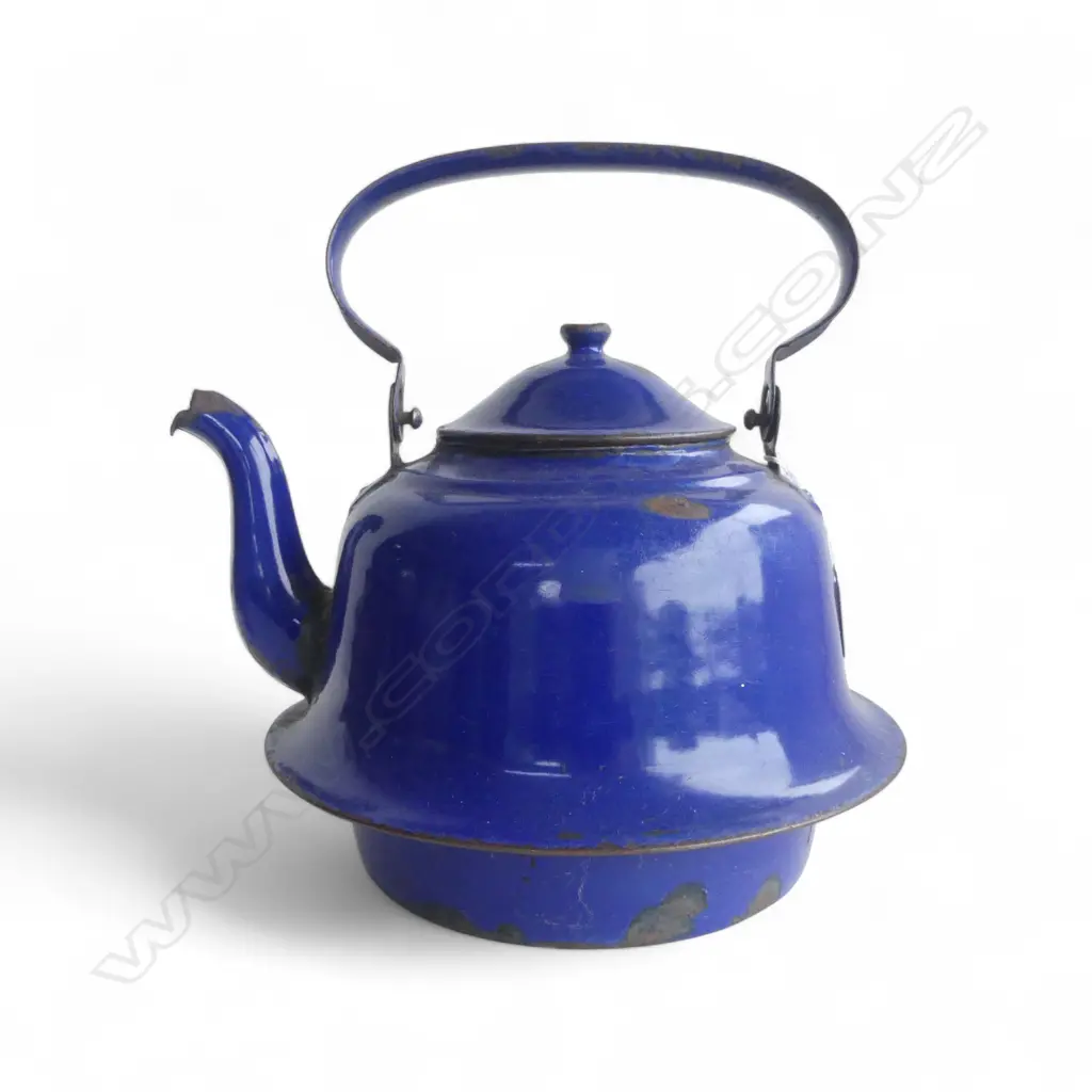 LG BLUE ENAMEL KETTLE H.210mm Image 1++