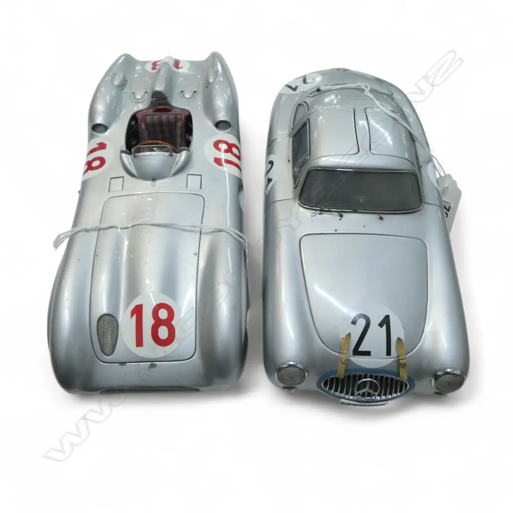 TWO CMC DIE CAST METAL CARS - MERCEDES W196R AND 300SL (MISSING WINDSCREEN WIPER)  - UNBOXED Image 1++