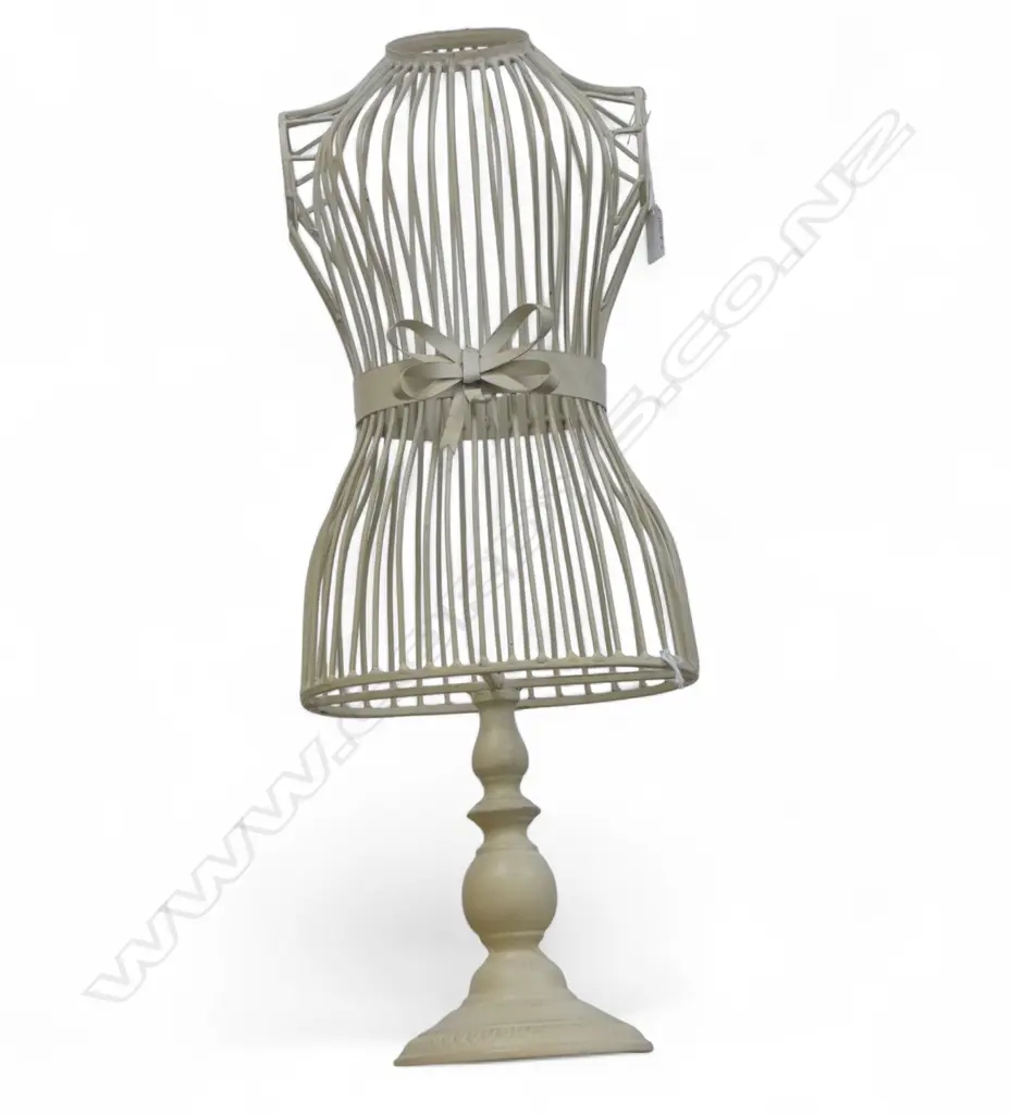 SMALL PROPORTION WIRE MANNEQUIN H.660mm Image 1++