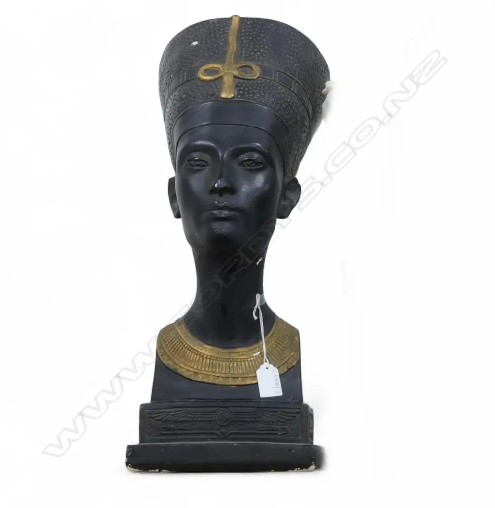 HEAVY SOLID PLASTER BUST OF NEFERTITI H.500mm REPAIRS Image 1++