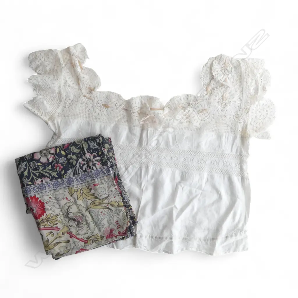 VINTAGE COTTON BLOUSE + SILK SCARF 'The Metropolitan Museum Of Art'  Image 1++