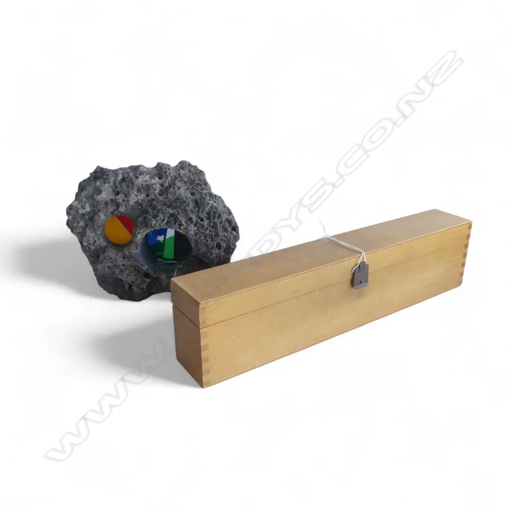 A HOLLY SANFORD SCORIA WITH STAINED GLASS SCULPTURE 180 X 220 X 150MM AND A BOX SET OF ARCHITECT TEMPLATES Image 1++