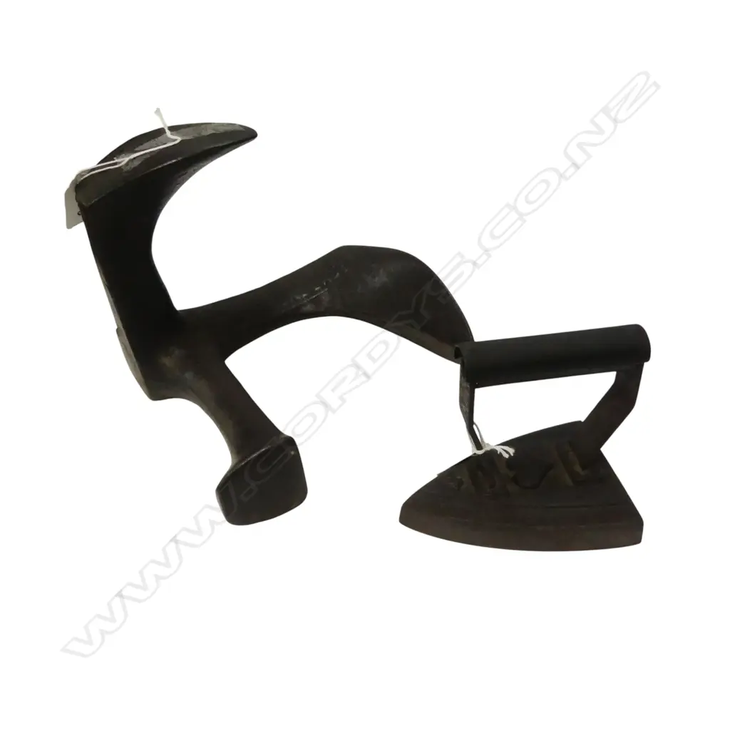 OLD CAST IRON SHOE LAST AND  IRON Image 1++