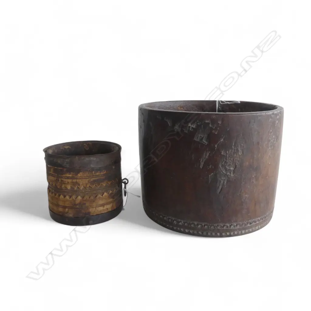 2 ETHNIC  VINTAGE WOOD CARVED BOWLS DIA230 &130MM Image 1++