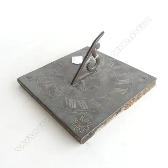 METAL SUNDIAL 205x205mm