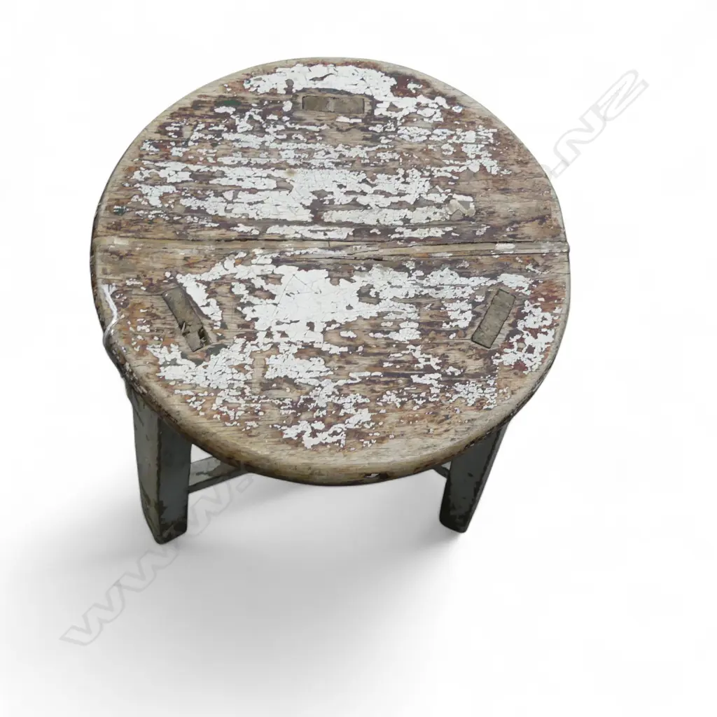 RUSTIC WHITE PAINTED WOODEN 3 LEGGED STOOL H.530mm Image 1++