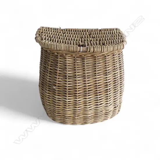 WOVEN WILLOW FISHING CREEL H.300mm
