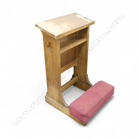 OAK CHURCH KNEELER 545x560x890mm