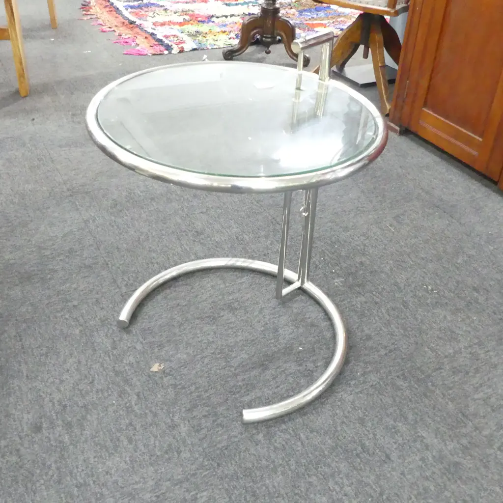 REPRODUCTION EILEEN GRAY SIDE TABLE E1027 Image 1++