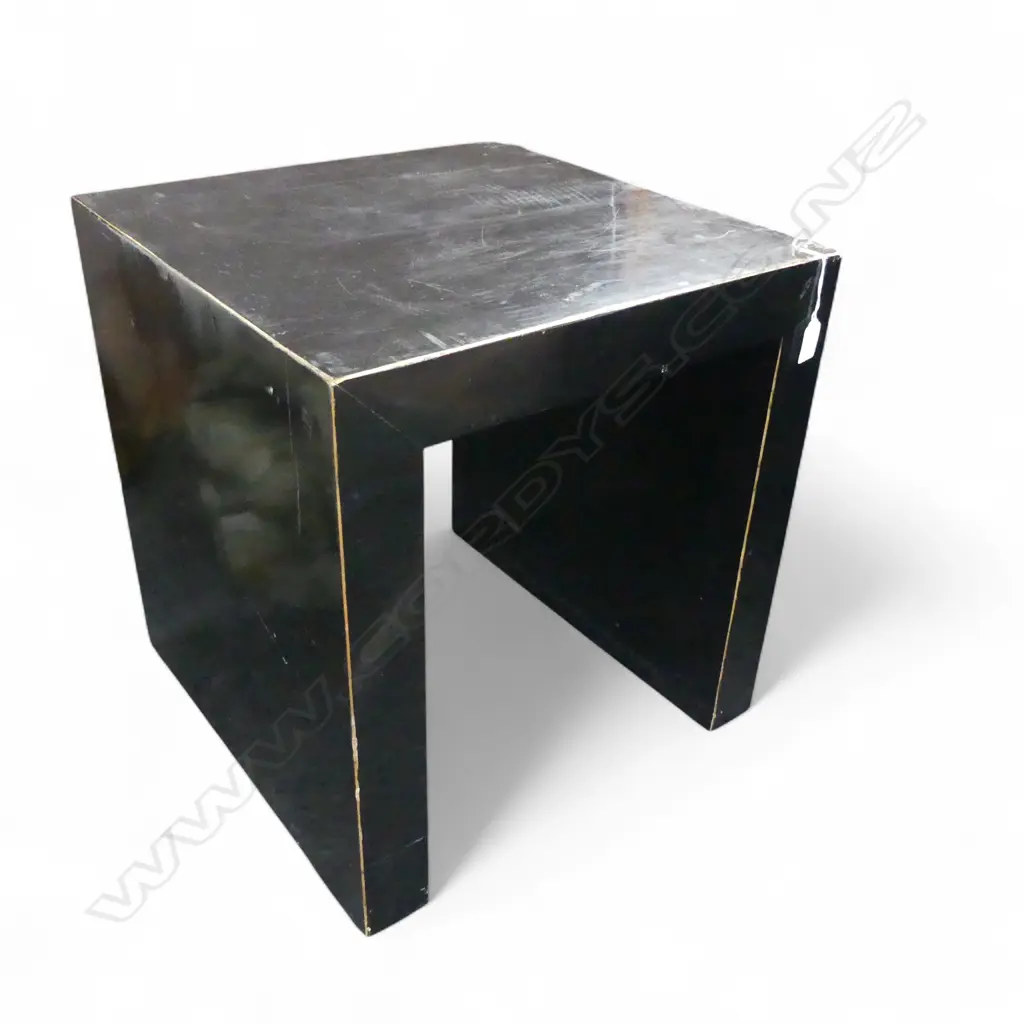 CHINESE BLACK LACQUERED SOLID WOOD LOW TABLE/STAND 460  x 460 x 480mm Image 1++