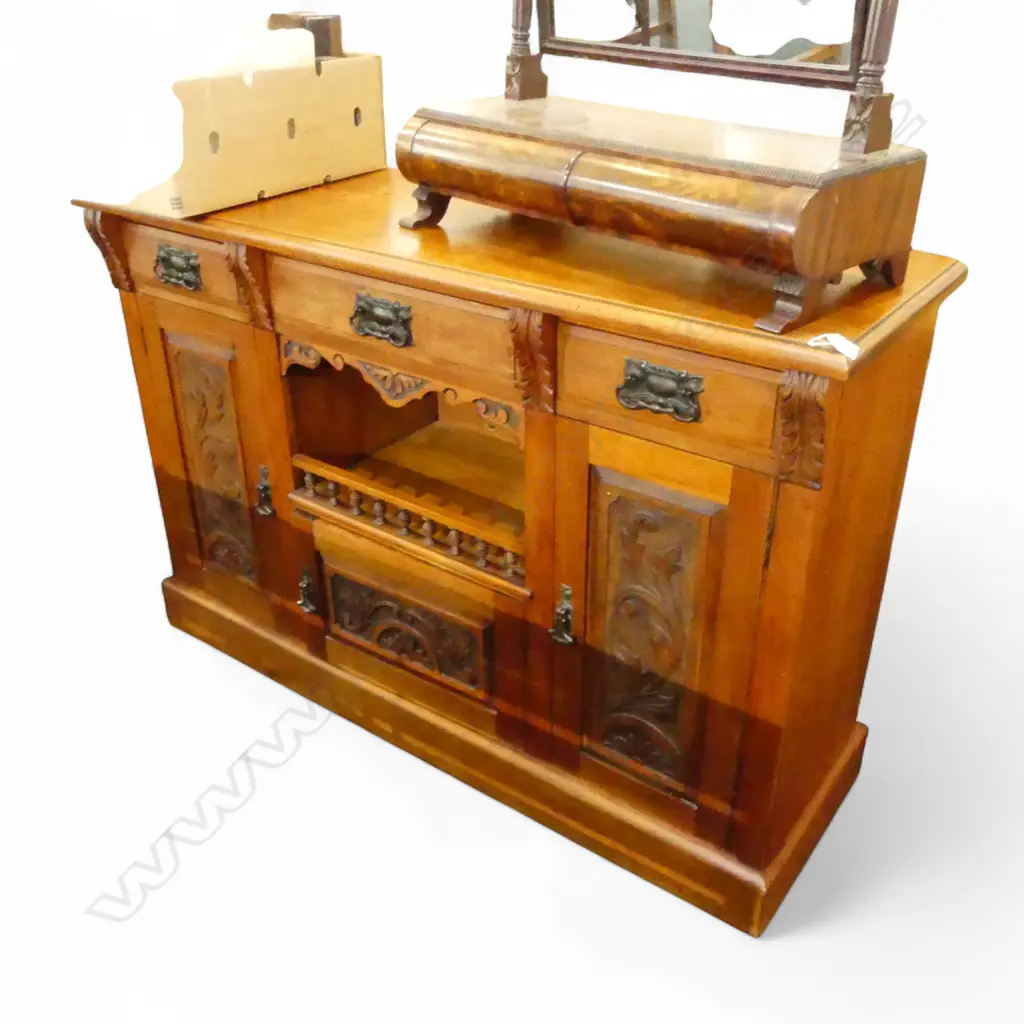 COLONIAL CARVED KAURI SIDEBOARD 1390x460x940mm Image 1++
