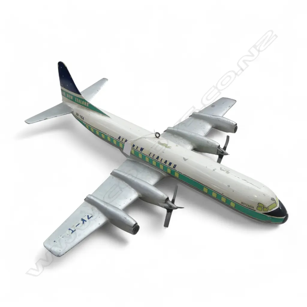 VINTAGE ALUMINIUM LARGE MODEL LOCKHEAD L.188 ELECTRA AIR NZ PLANE operated c.1970's. some faults. L.730mm. Image 1++
