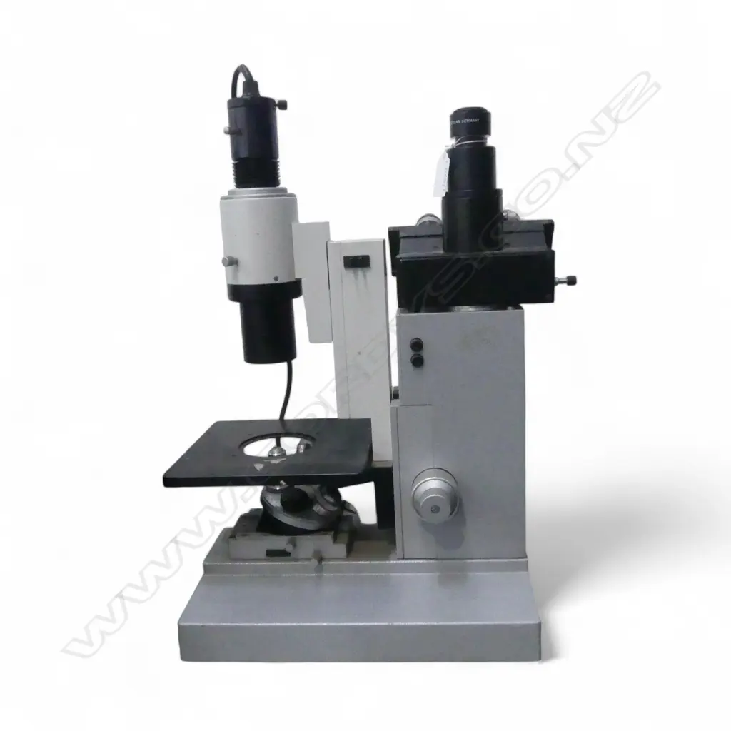 LEITZ MICROSCOPE H.450mm Image 1++