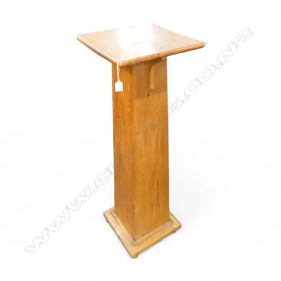 OAK PLINTH 370x380x1220mm