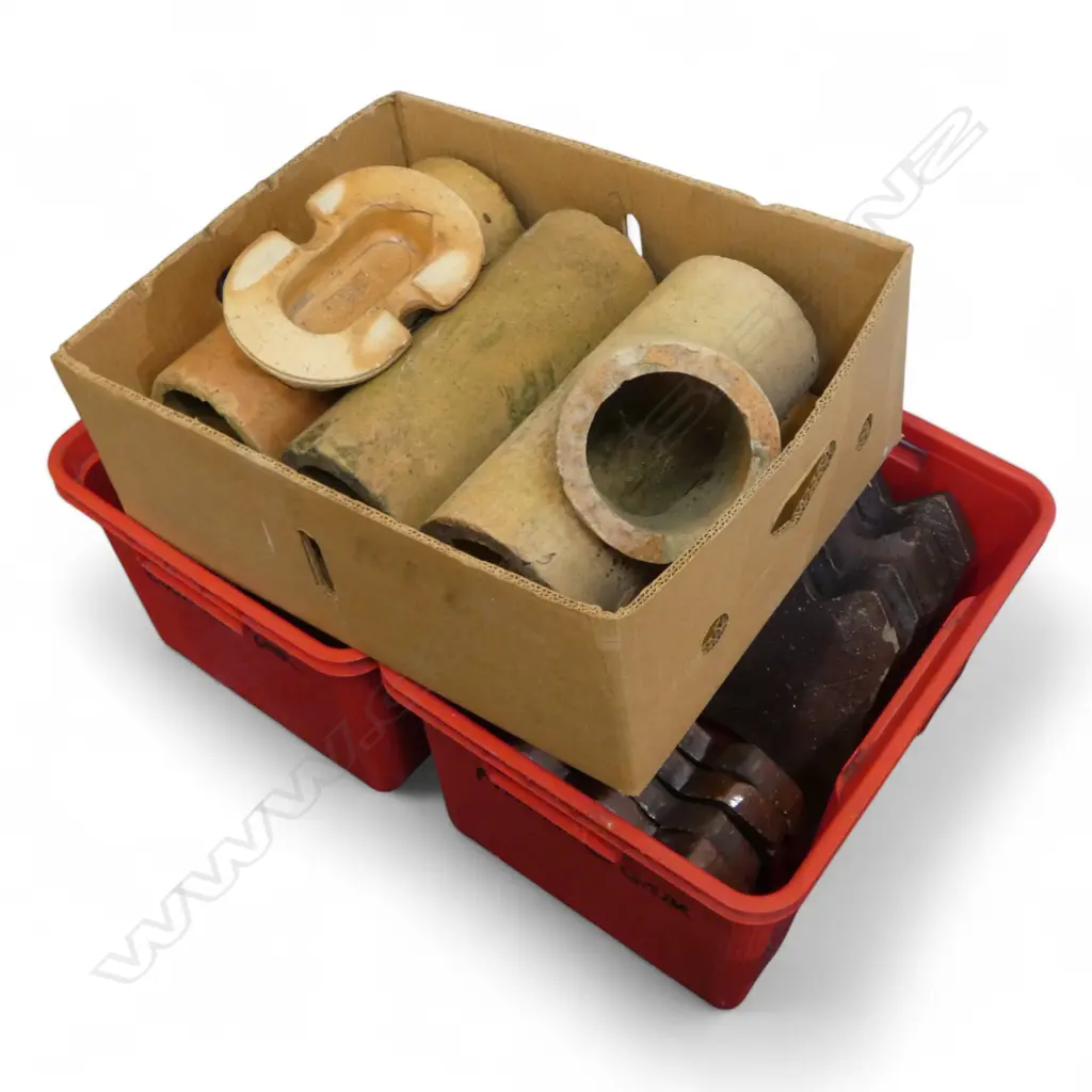 3 EARTHENWARE PIPE SECTIONS L.305mm + INSPECTION LID Image 1++