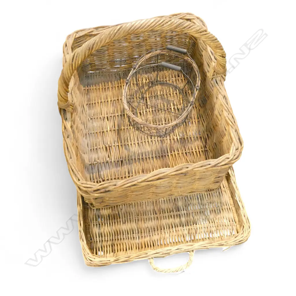 2 WOVEN WILLOW BASKETS + MESH WIRE BASKET largest W.980mm  Image 1++